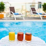 Jovia Hotel