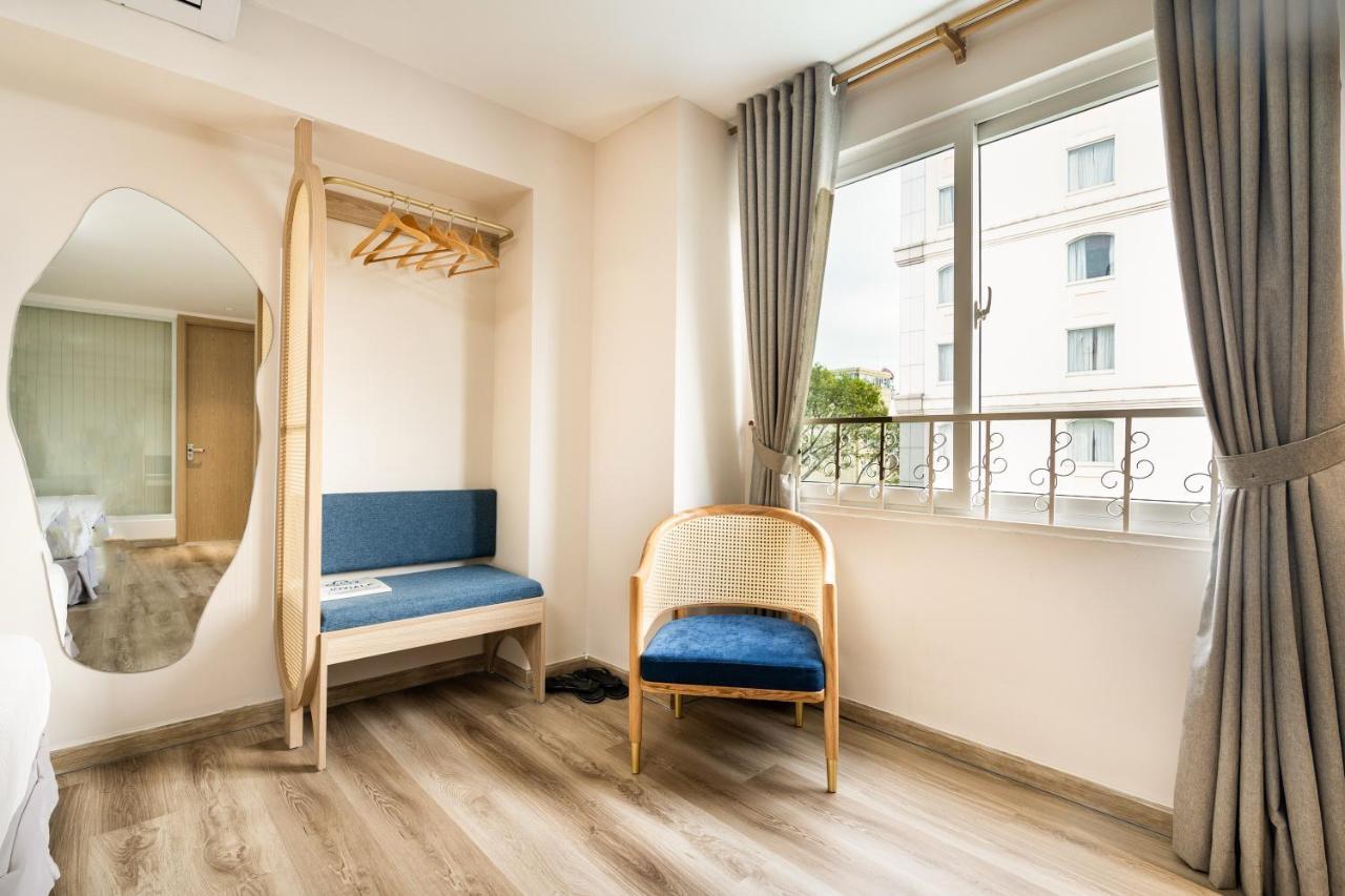 Jovia Khách sạn 3*